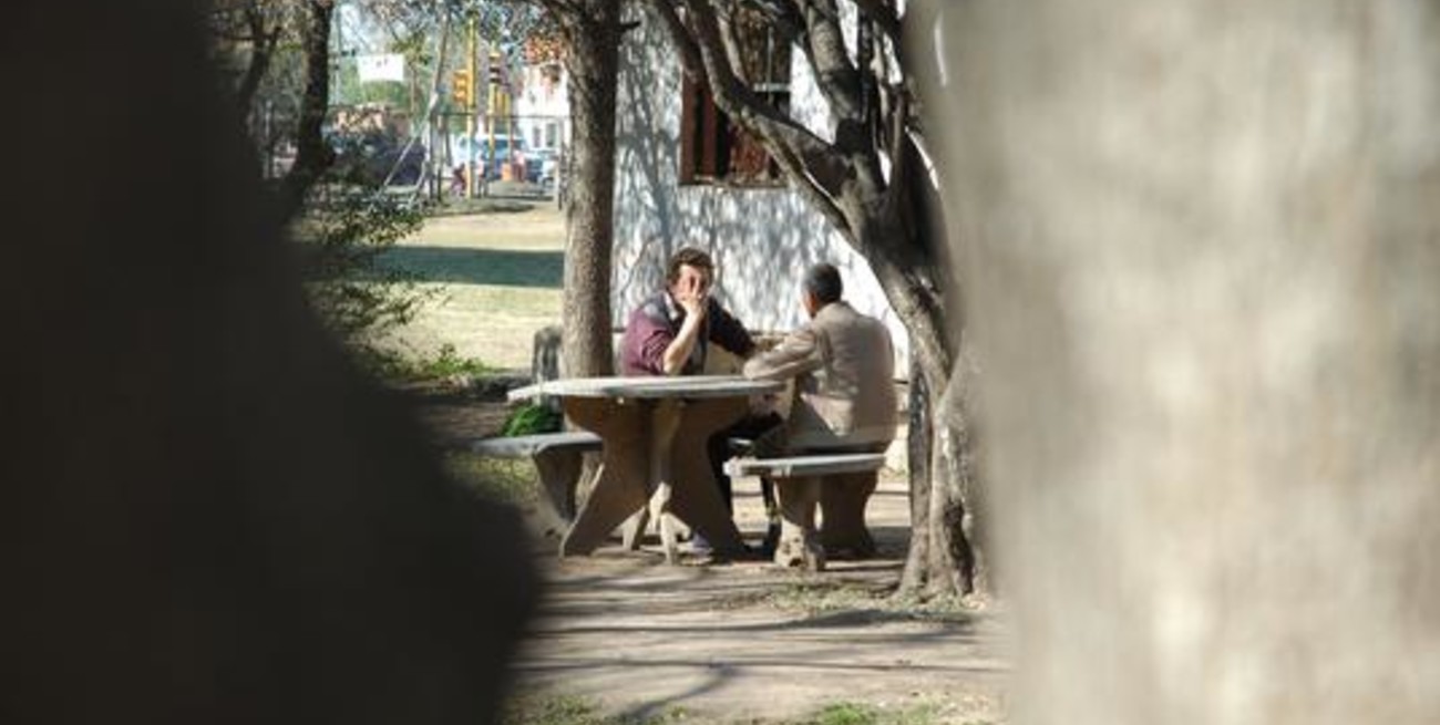 Mira y López, un hospital de puertas abiertas que conducen al peligro