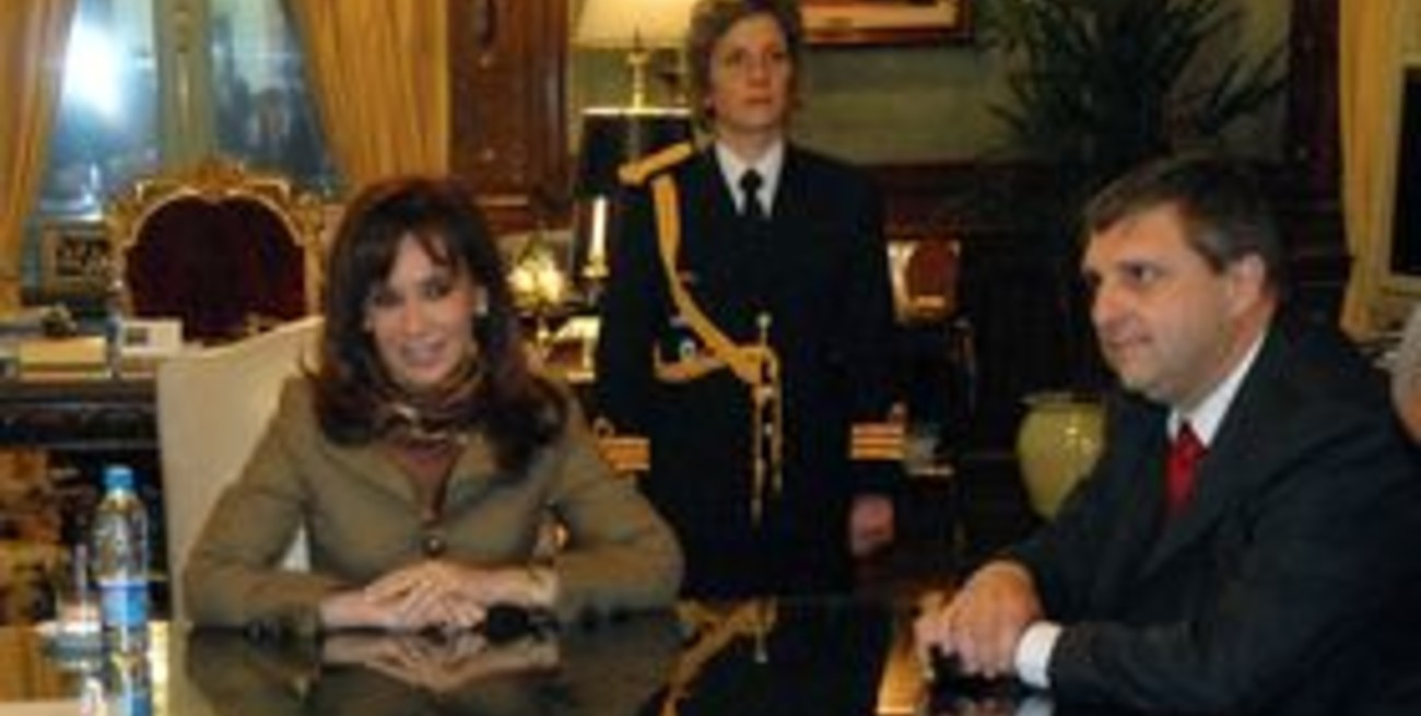 Fue puesto en funciones Carlos Cheppi