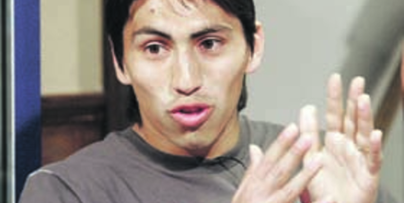 Sin Encina ni el "Rengo" Díaz, Astrada pone un 4-4-2