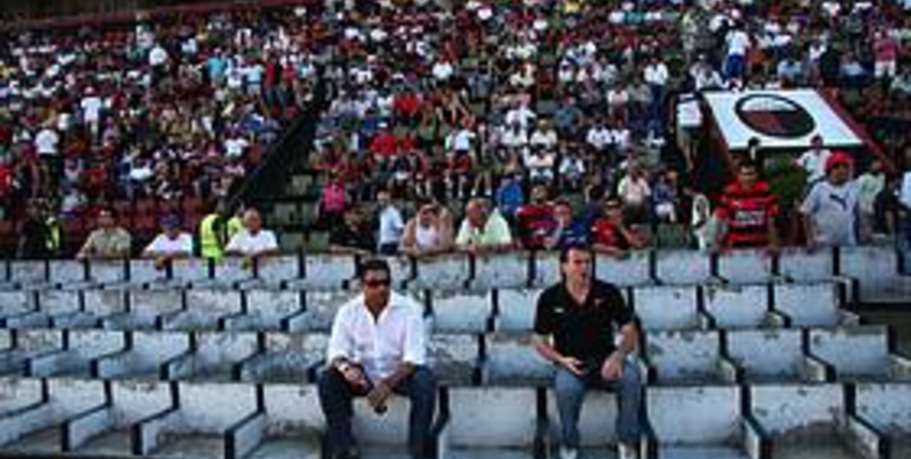 Mohamed está acompañado y extrañamente se siente solo