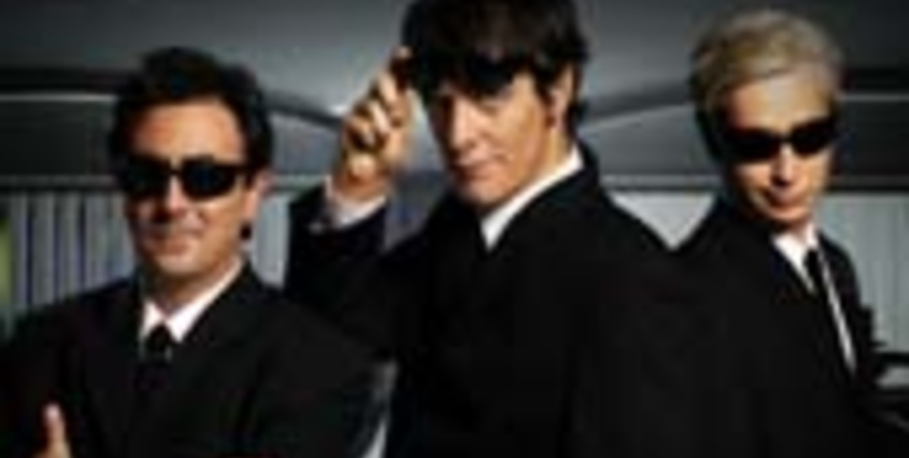 Vuelven los hombres de negro