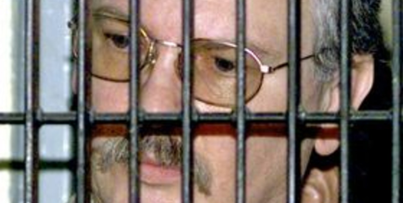 Procesan al represor Cavallo por el caso Walsh 