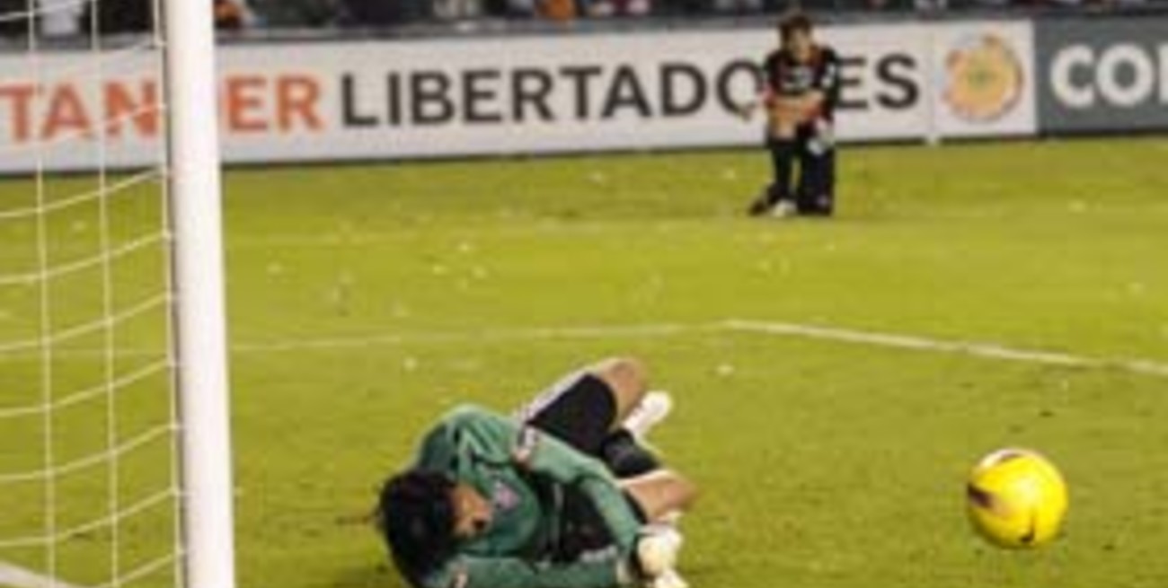 San Lorenzo, afuera de la Libertadores por penales