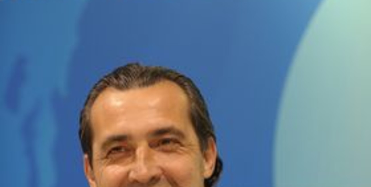 Batista confiado en la continuidad de Messi