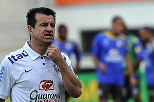 Dunga dio la lista del Skratch para jugar contra Argentina