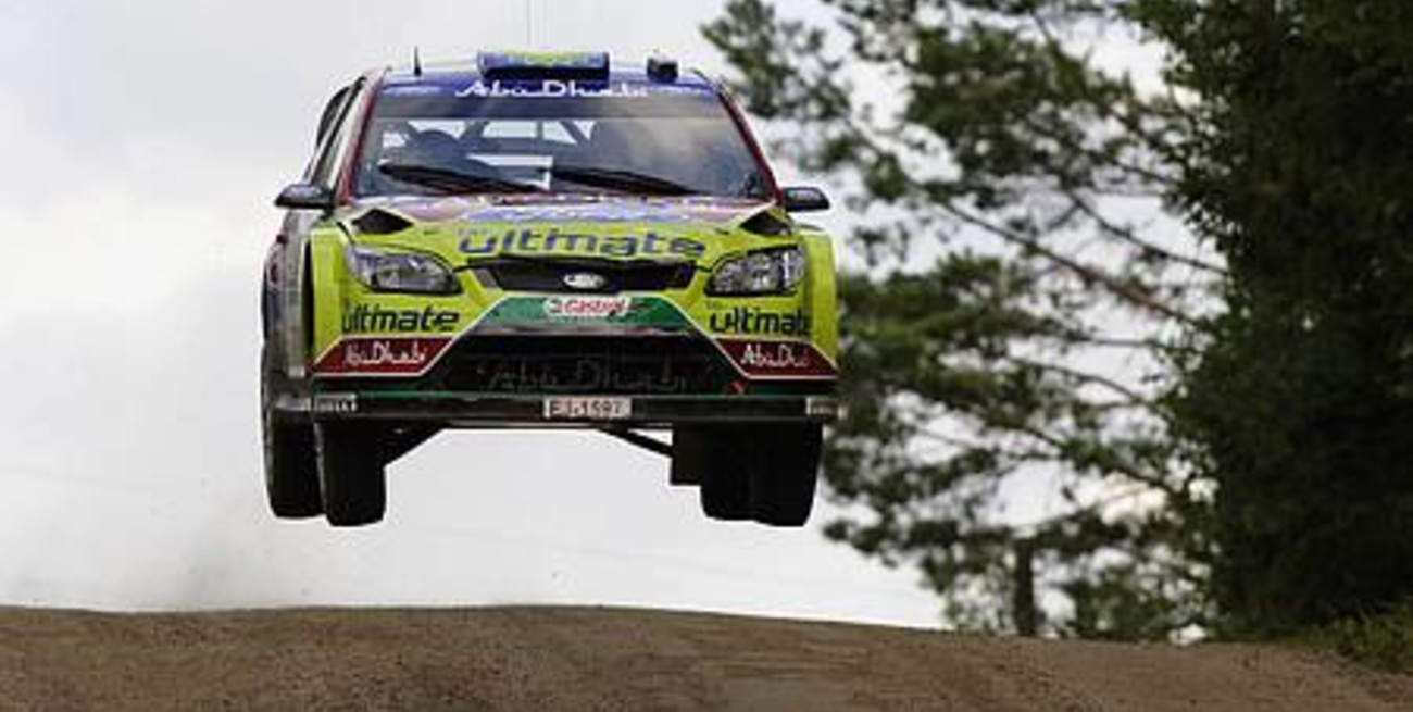 Mikko Hirvonen pasó a comandar el Rally de Finlandia