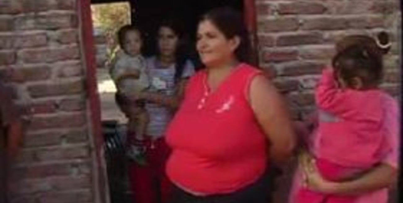 Un grupo de mamás de Las Lomas les da la copa de leche a 150 chicos