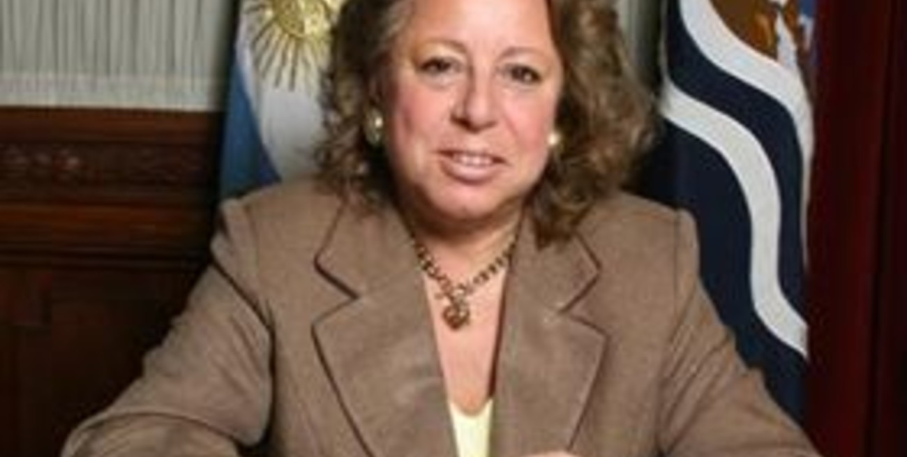 Buscan a una senadora nacional santacruceña que fue arrastrada por un río