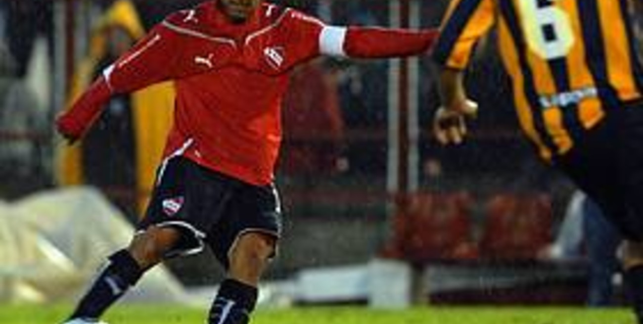 Por Montenegro, Independiente volvió a la victoria