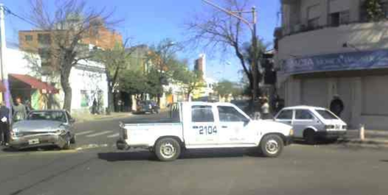 Accidente en Marcial Candioti y Luciano Molinas