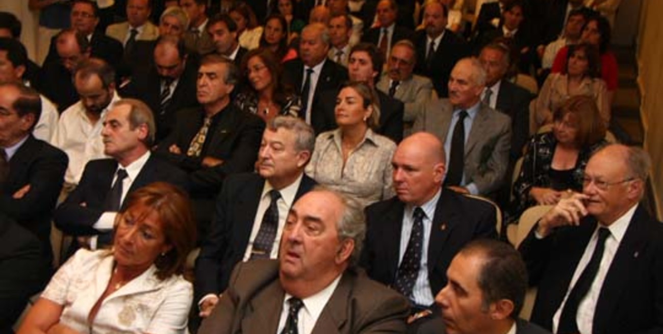 Clarín y El Litoral invierten en la más moderna planta impresora