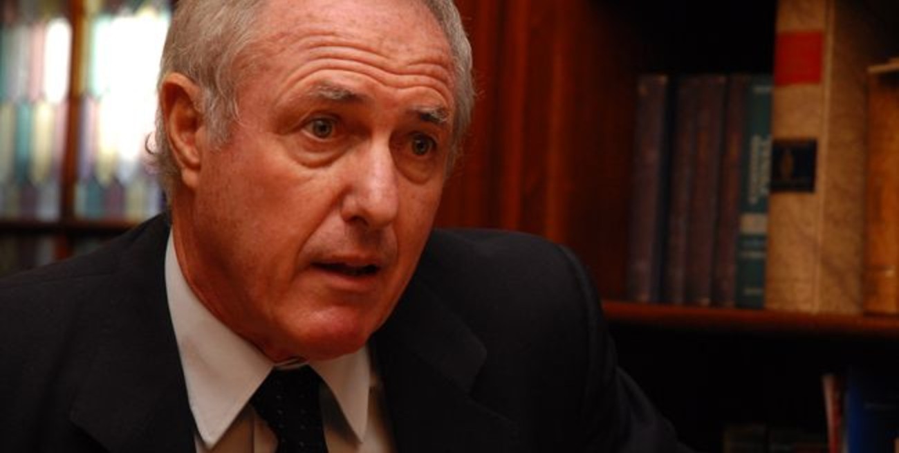 Detienen a ex militares acusados de crímenes de lesa humanidad