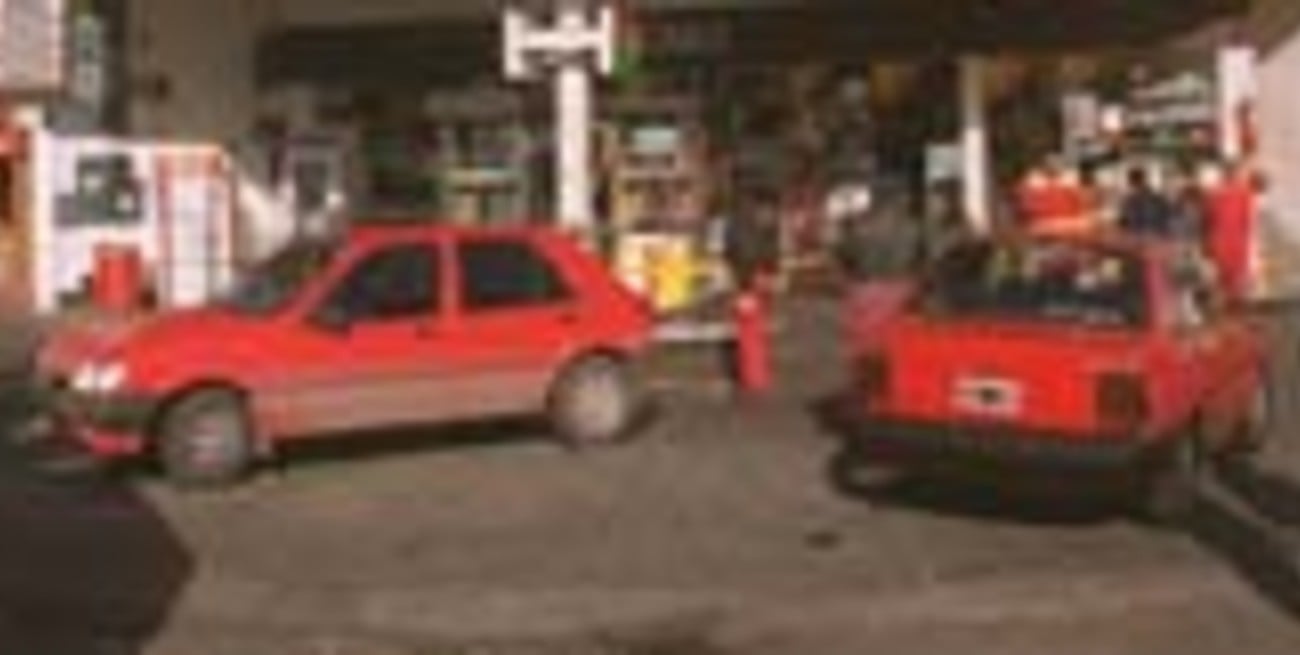 Cargar combustible costará 15 centavos más por litro