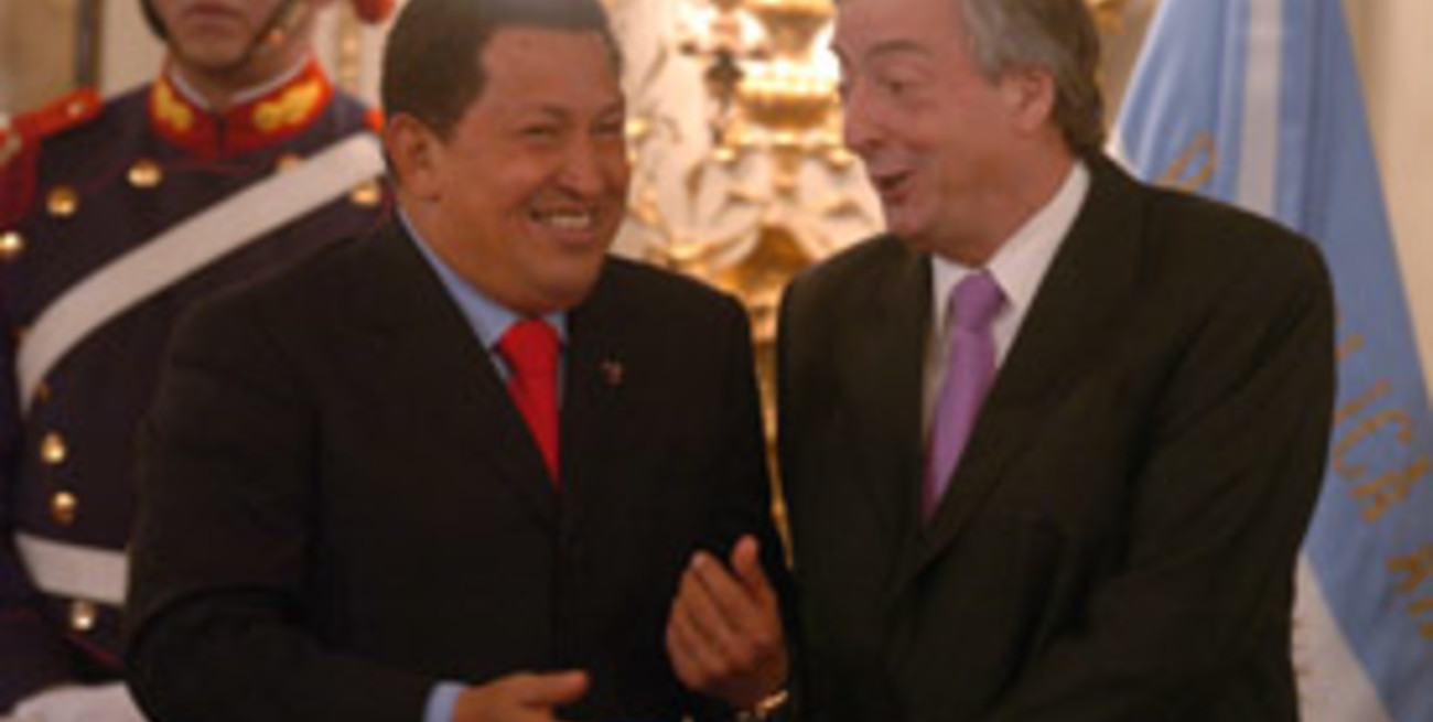 Kirchner y Chávez se reunieron en Casa de Gobierno