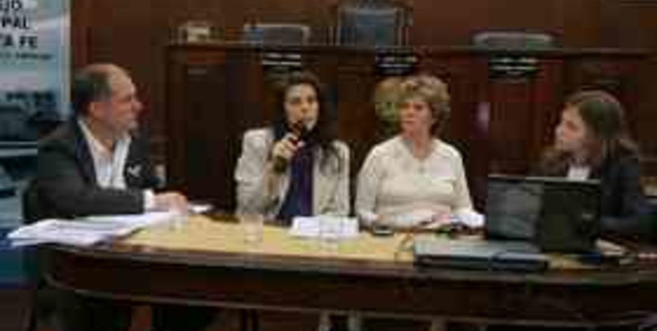 Echevarría brindó detalles del nuevo Sistema de Administración Financiera