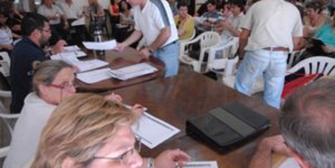 El lunes no empiezan las clases en toda la provincia