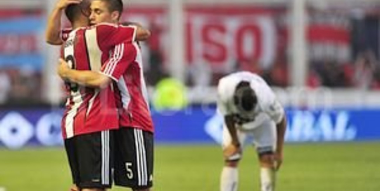 River volvió al triunfo y recuperó la punta de la Primera B Nacional