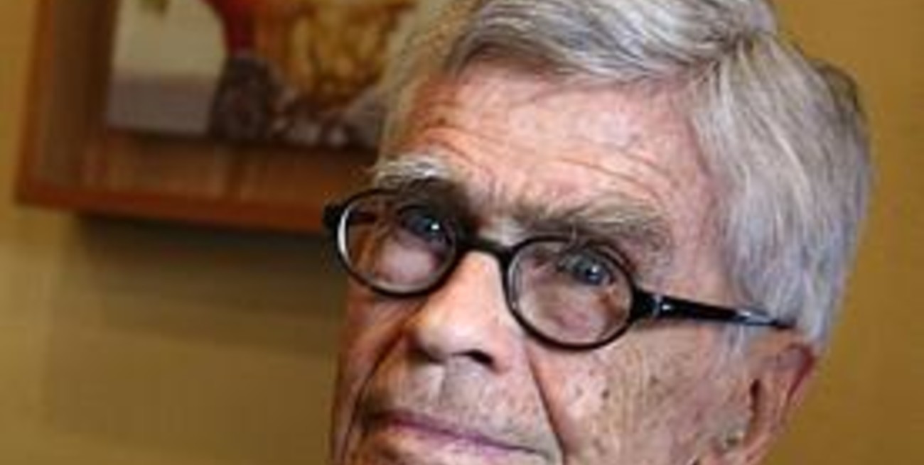 Mario Bunge disertará este jueves en el Paraninfo