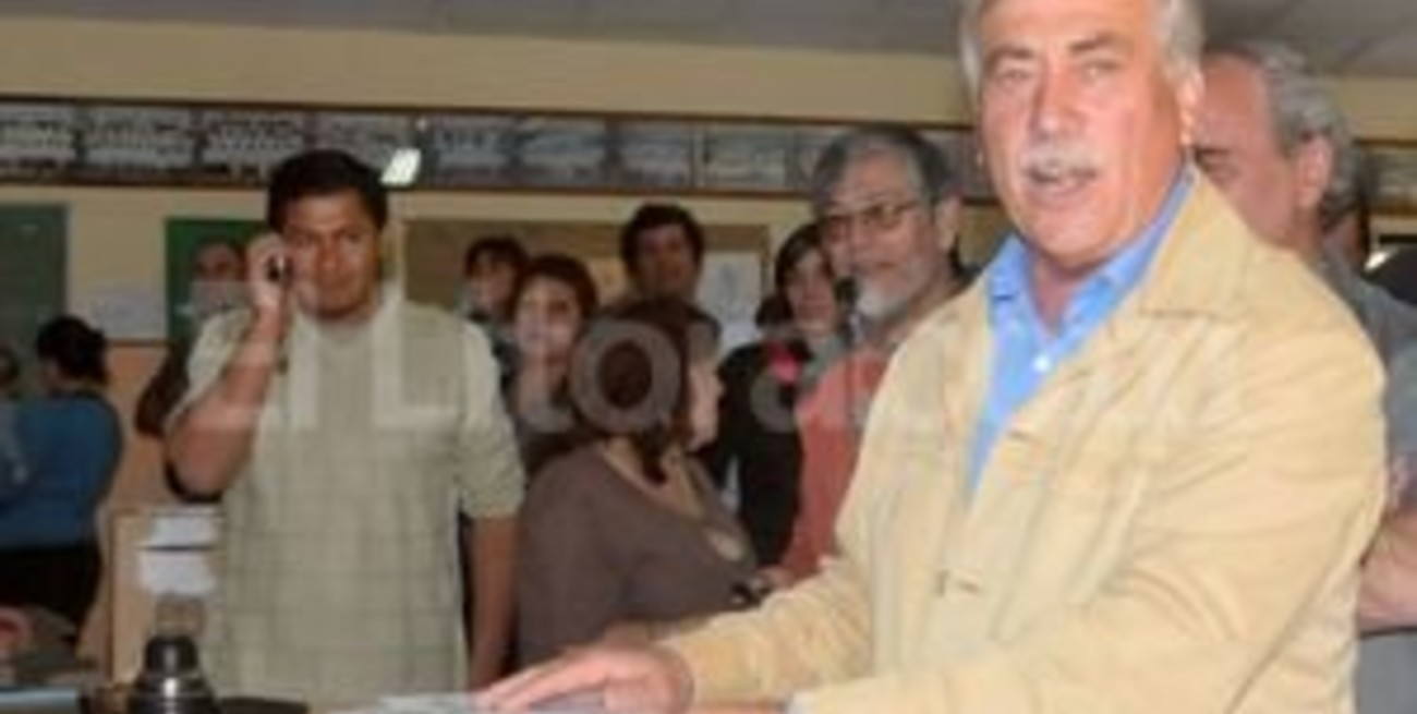 Río Negro: La UCR deja el gobierno que conducía desde 1983