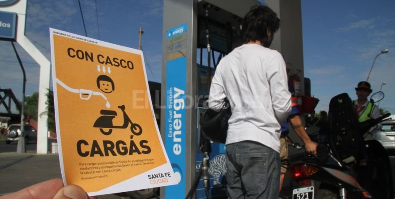 Refuerzan los controles para que no se pueda cargar nafta sin casco