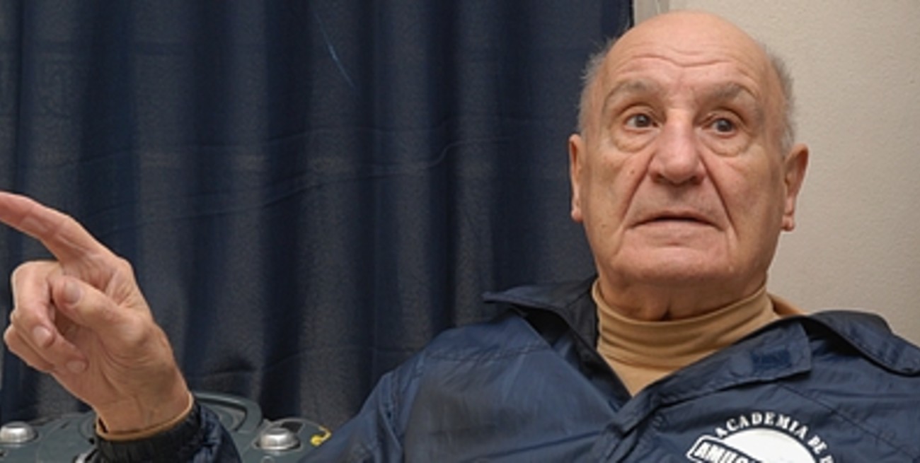 El grandote Brusa inmortalizado en el Salón de la Fama de Los Angeles