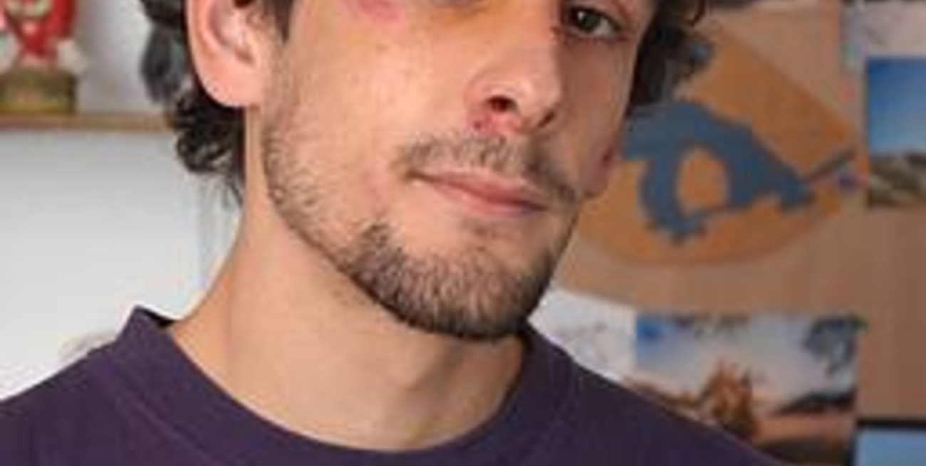 Agresión a un skater en la Plaza de Mayo