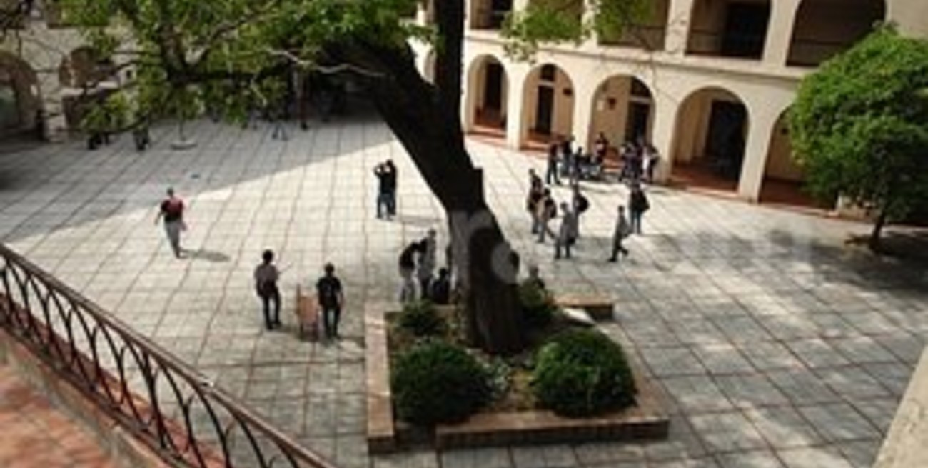 Para "celebrar" el fin de curso, salieron a cometer vandalismos