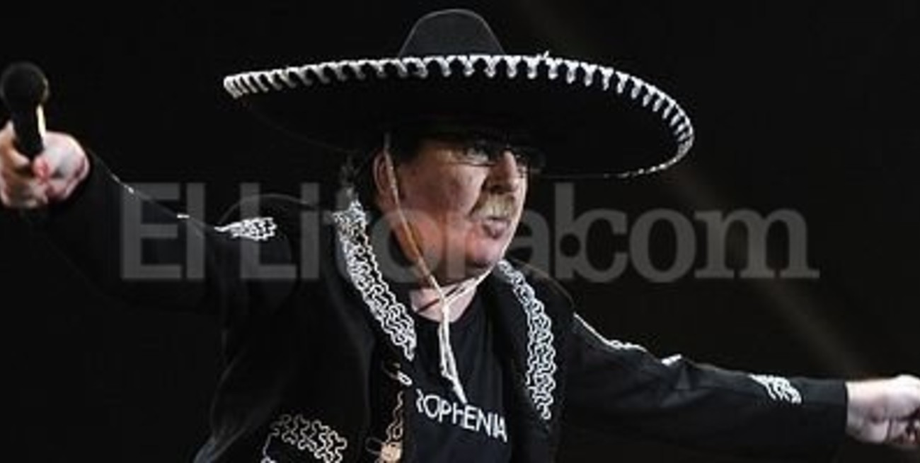 "Charly" García: "Palito Ortega puso los huevos sobre la mesa"