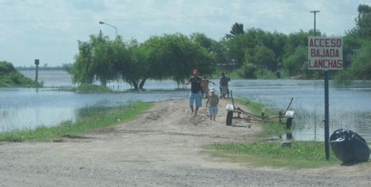 El Río Salado anegó parte del balneario esperancino
