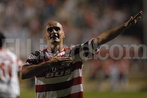 Unión se encierra en su laberinto