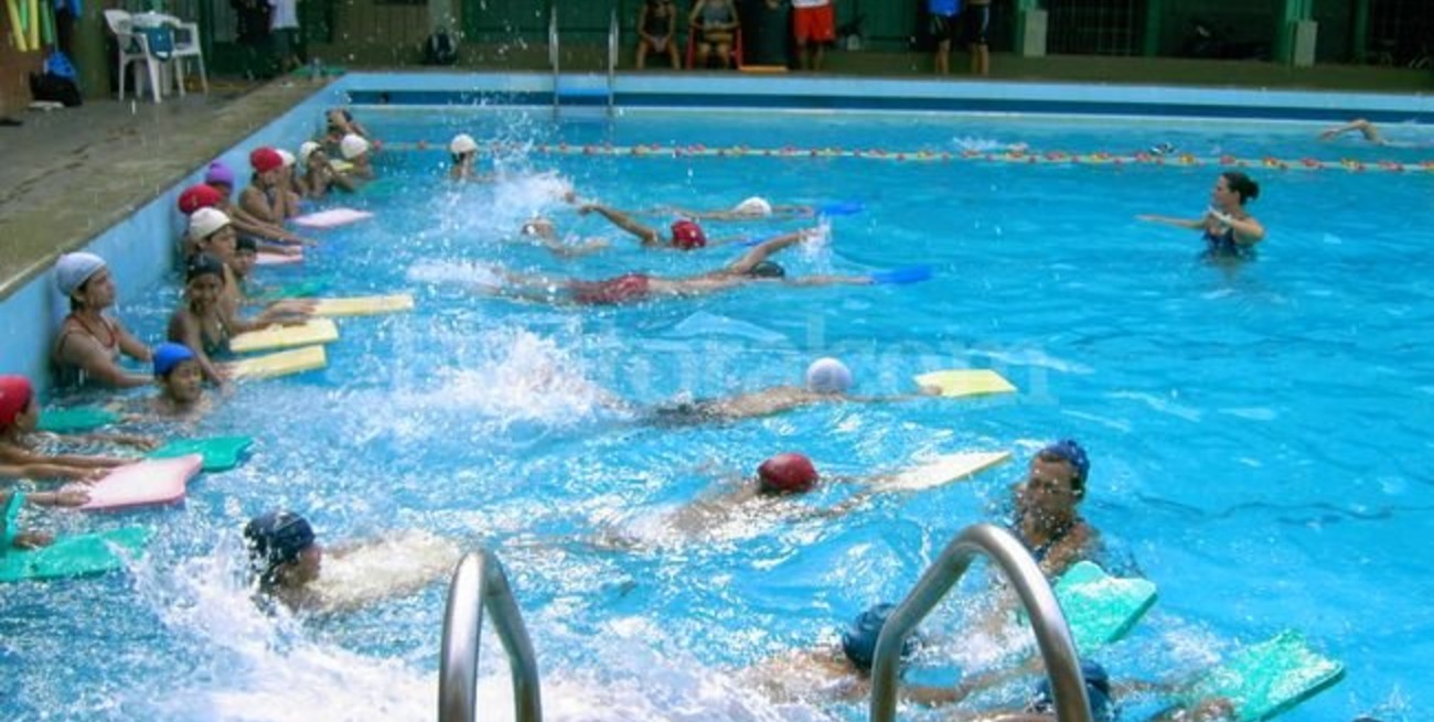 Nuevas normas para la actividad en natatorios en la ciudad