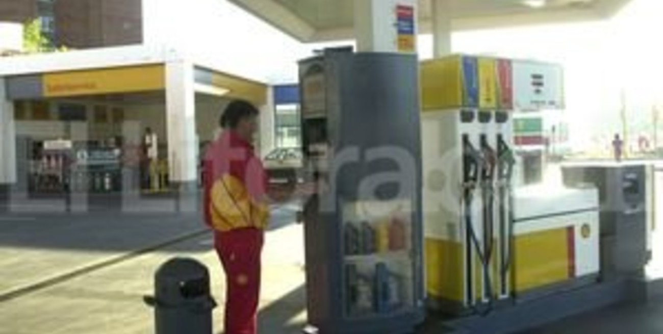 Shell aceleró y es la primera estación de servicios en aumentar sus precios