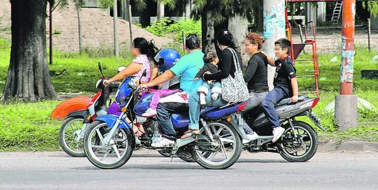 En 45 minutos se detectaron 375 motociclistas sin casco