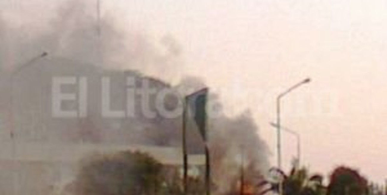 Alarma en Las Garzas por incendio de un camión