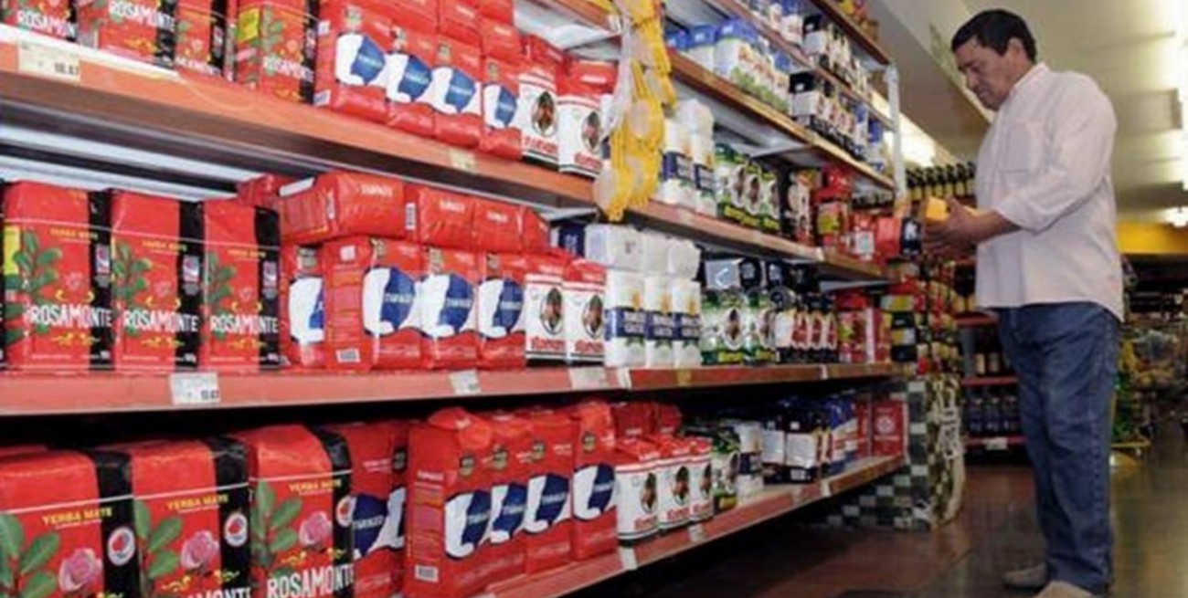 El supermercado Coto retrotrajo a marzo los precios de la yerba mate