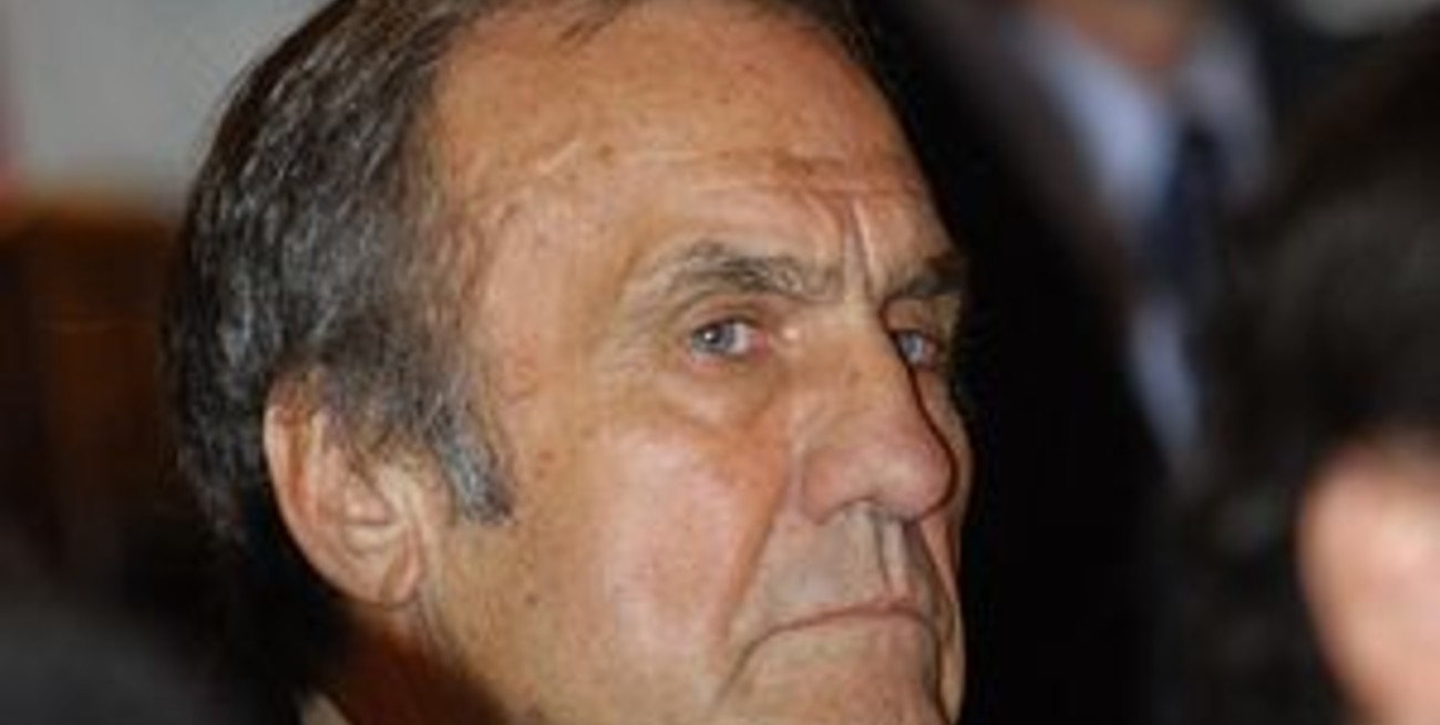 "Nada indica que Reutemann vaya a ser candidato" en 2011