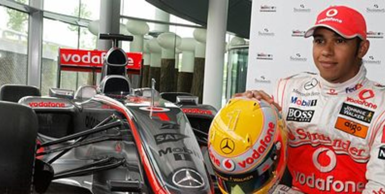 Mansell da ventaja a Hamilton sobre Button durante el comienzo de campeonato