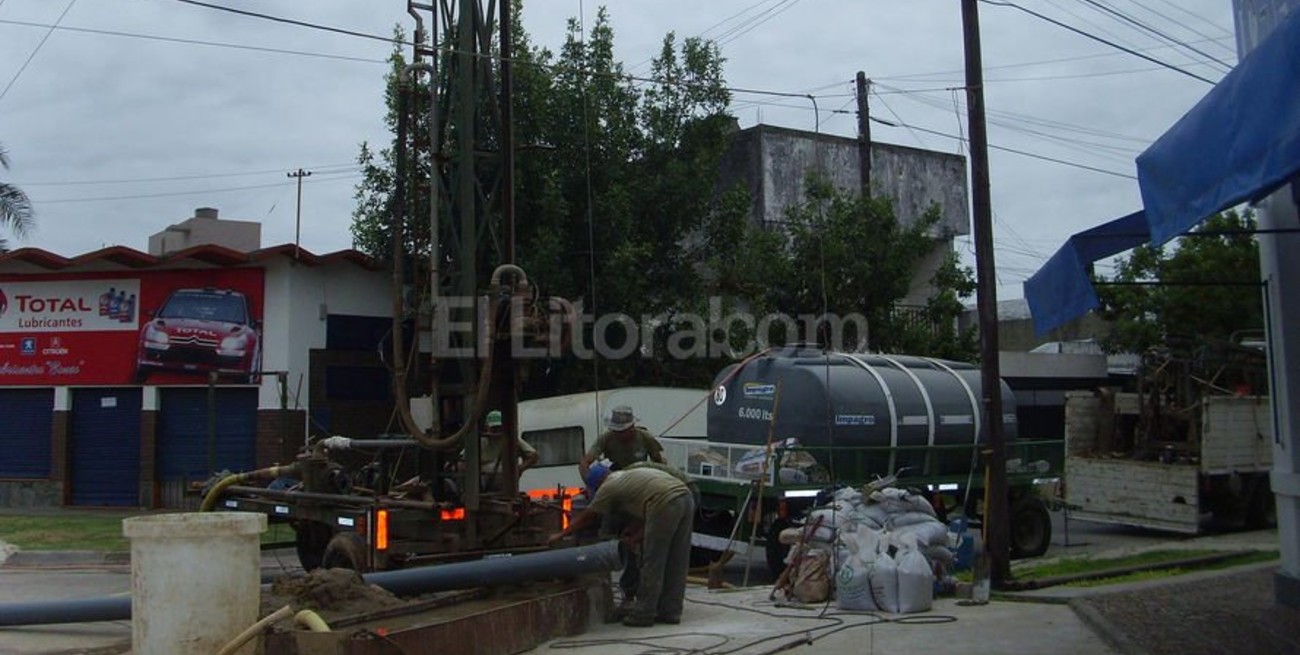 Reparan el hundimiento en Estanislao Zeballos y 9 de Julio