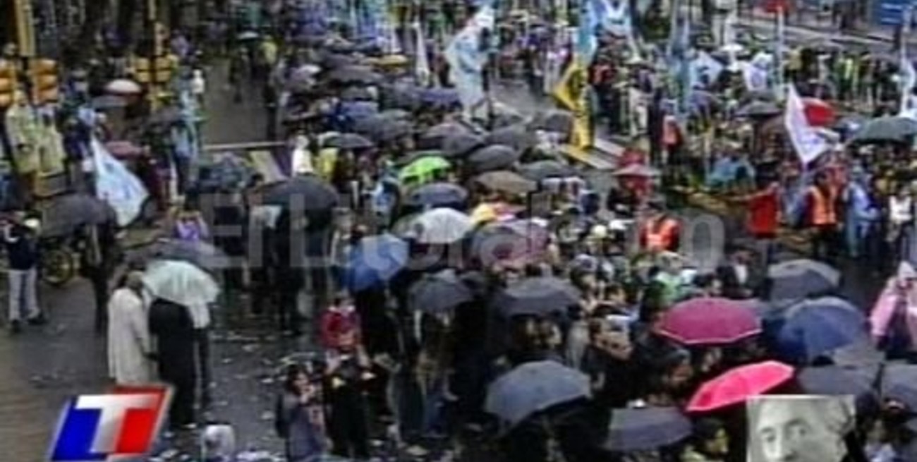 La lluvia y un paralelismo con la muerte de Juan Domingo Perón