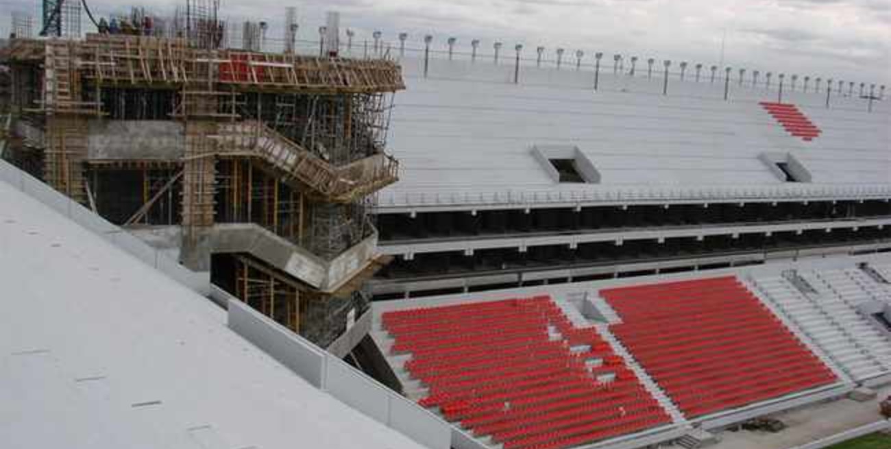 Independiente estrena estadio frente a Colón