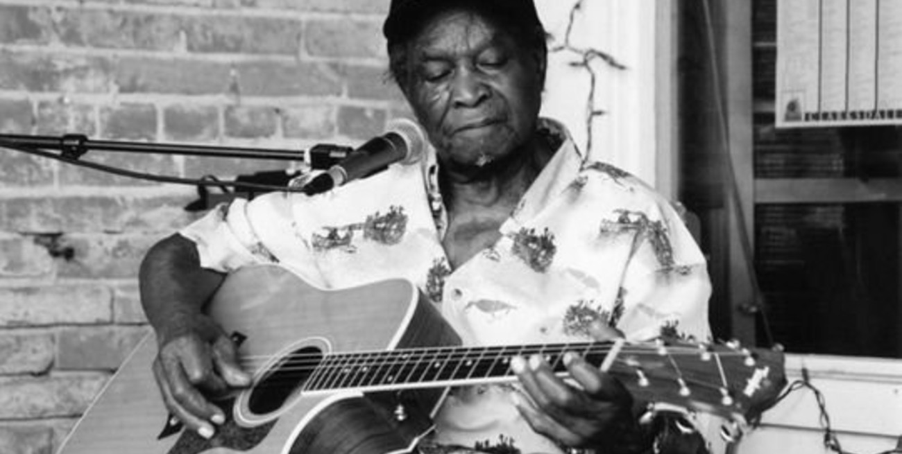 Adiós al guitarrista David "Honeyboy" Edwards