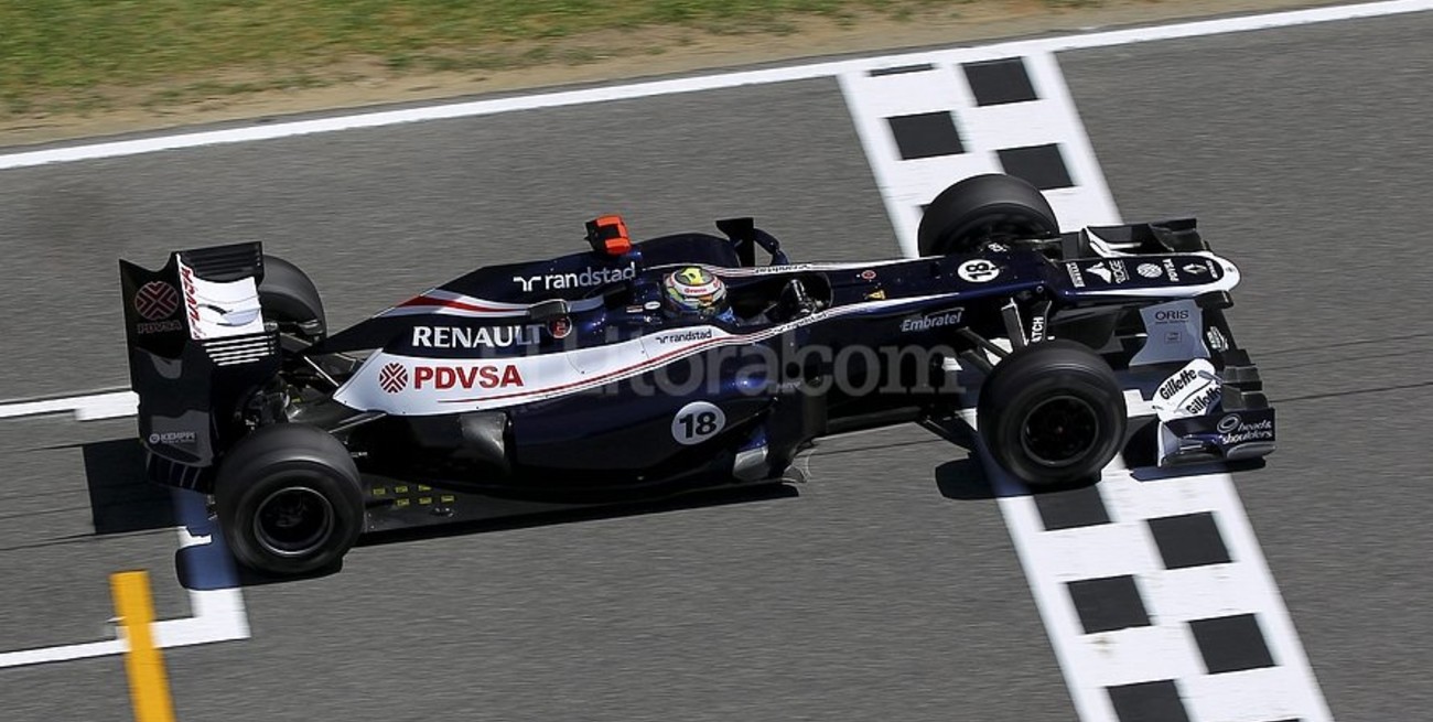 Sancionaron a Lewis Hamilton y Pastor Maldonado heredó la pole