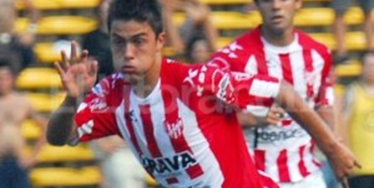 Goleó Instituto y Dybala se llevó la pelota