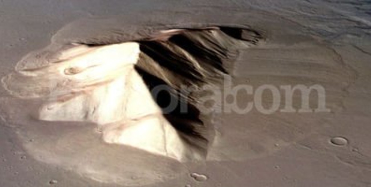 Un impacto cósmico pudo evaporar el agua en Marte