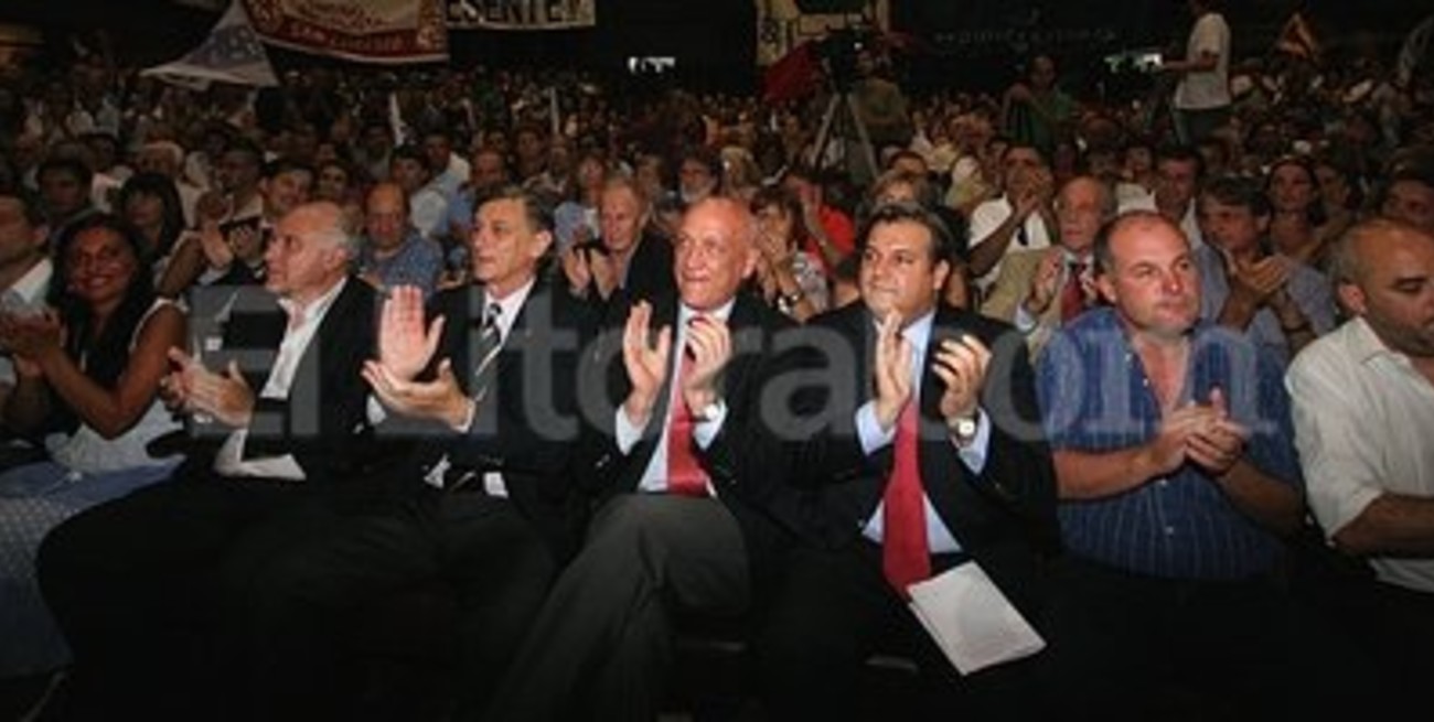 Bonfatti pidió "corazón y pulmón" para ganar la interna del Frente