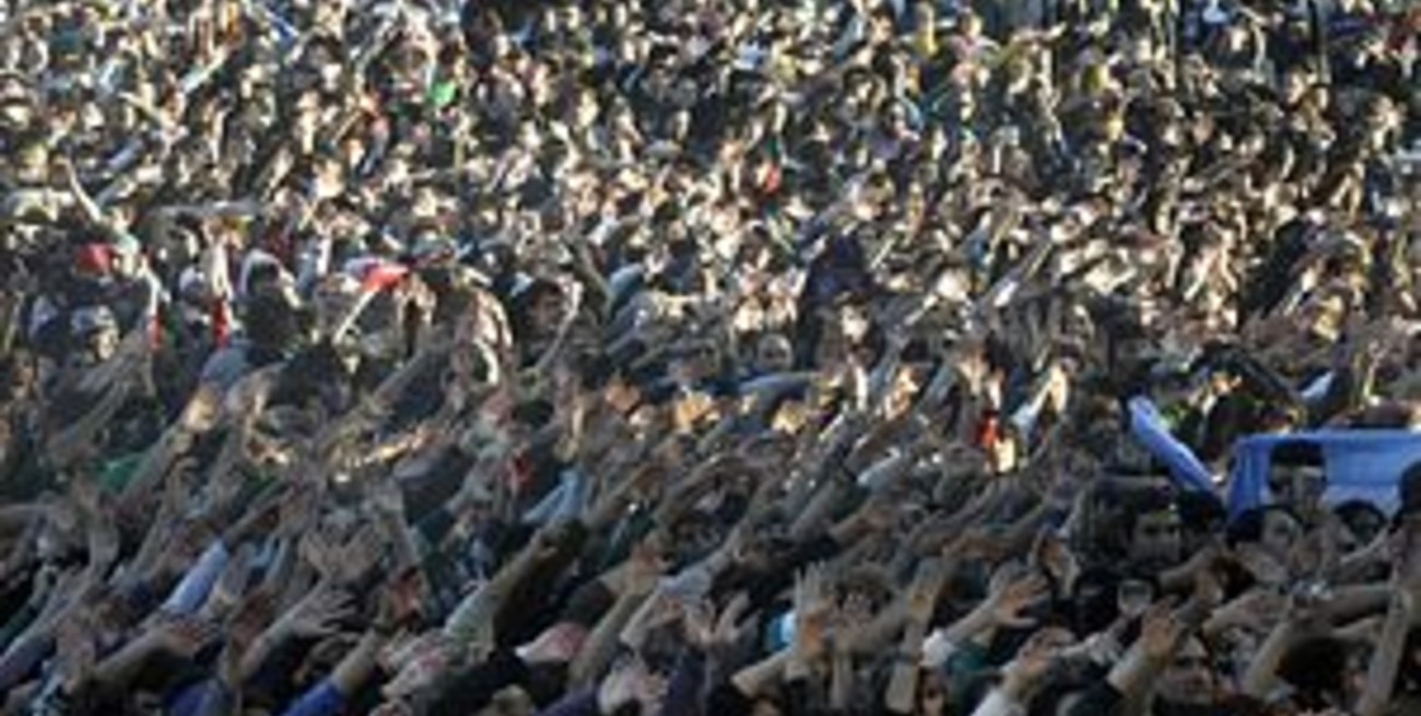 Miles de personas convocó "Argentina abraza Argentina"