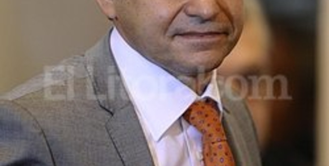 Galuccio, un entrerriano de 44 años ingeniero en petróleo