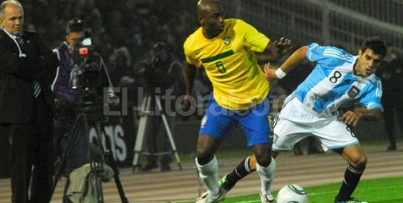 La Selección empató con Brasil y sufrió dos bajas por lesiones