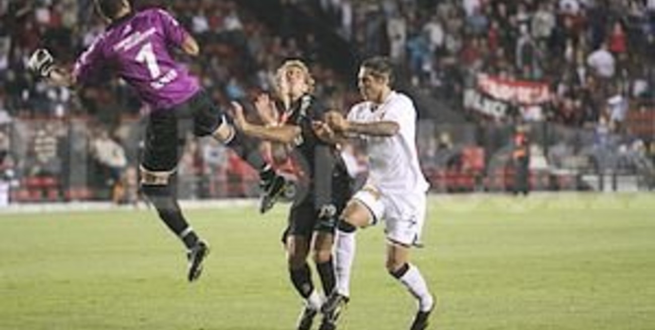 Joaquín Larrivey: "Vamos a dar pelea"