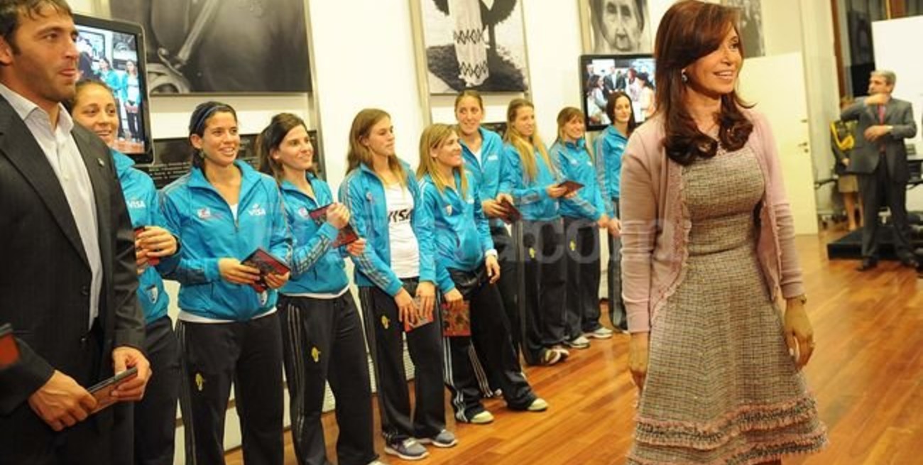La Presidenta recibió a Las Leonas campeonas del Mundo